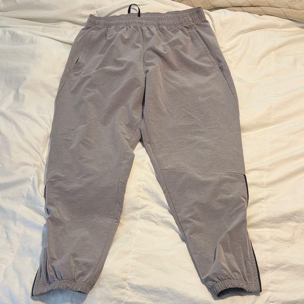 Men's Nike Gray Running Pants - Large